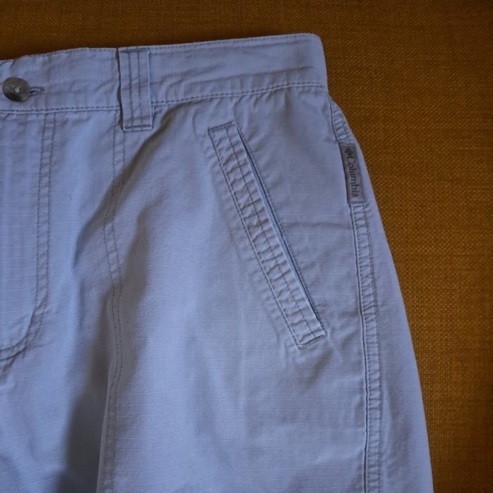 Columbia Multi-Pocket Khaki Tan Cotton Hiking shorts Size 10 - Picture 6 of 9